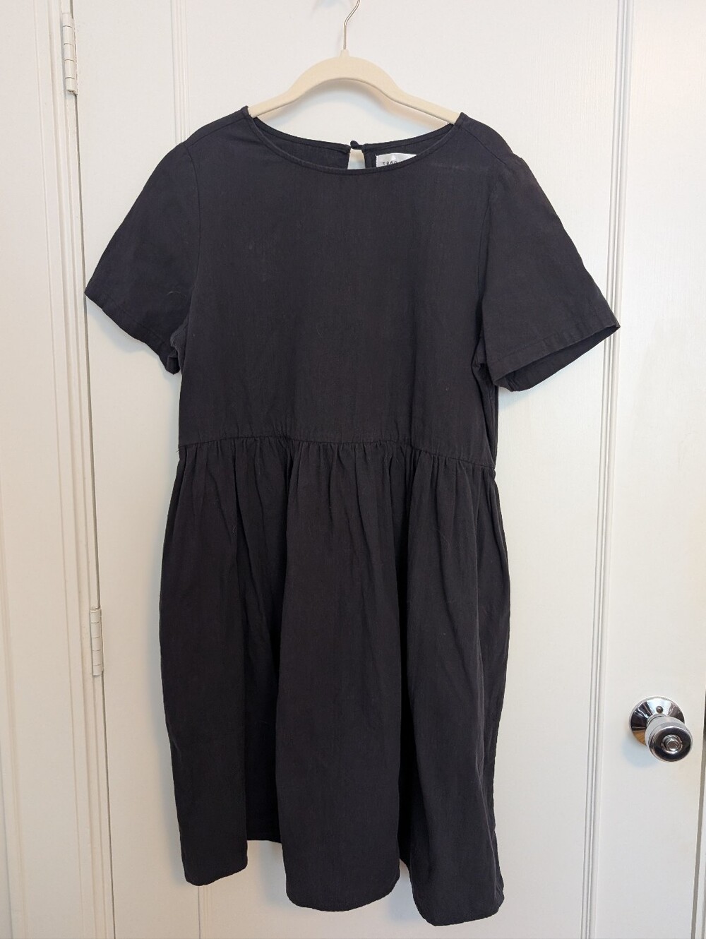 Tradlands Nico Black Midi Dress - Medium